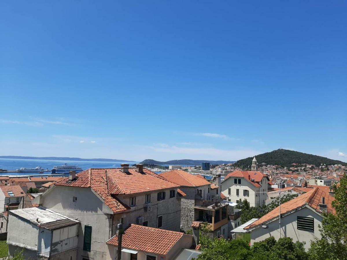 Apartments Bruno Split Exterior photo